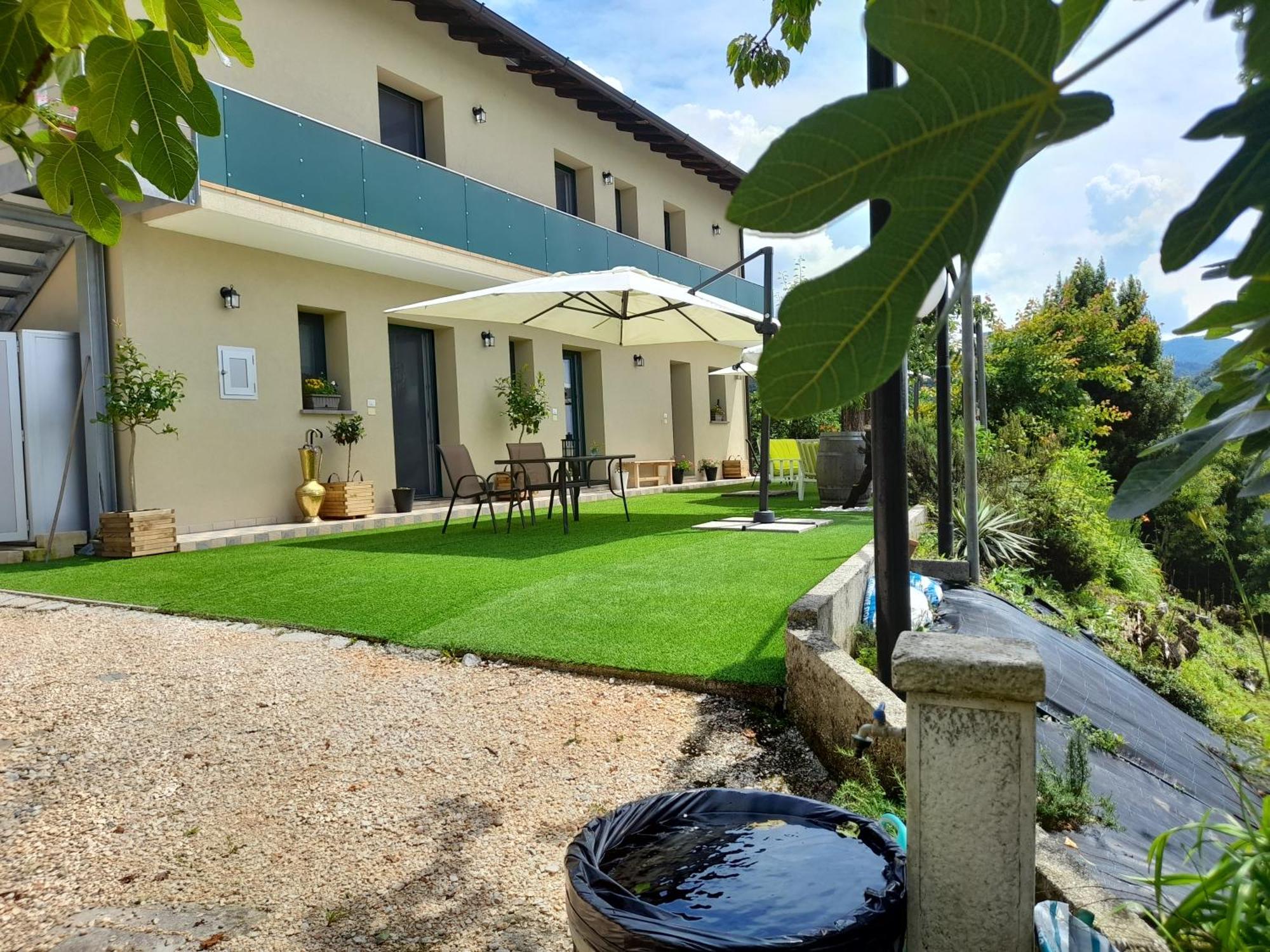 Bed and Breakfast L'Oro Di Nonna Adele Nimis Exteriér fotografie
